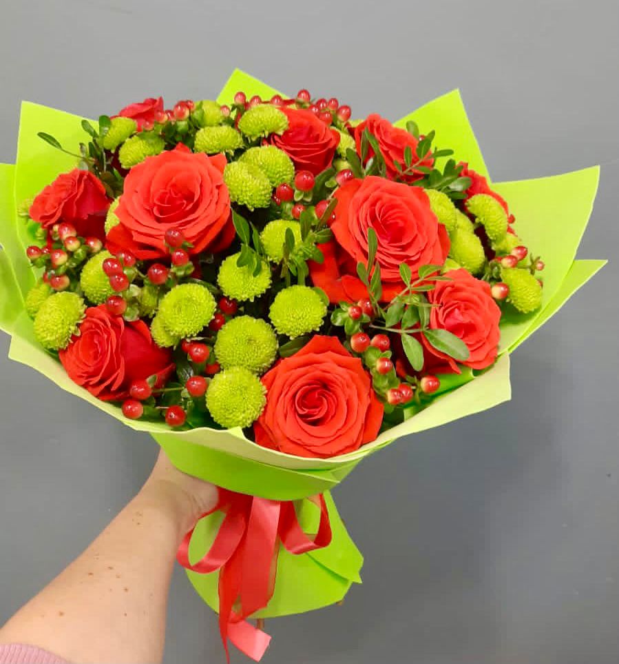 Букет цветов из: Хризантемы и Розы в Широчанке