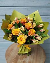 Букет цветов из:  Альстромерии и Розы в Широчанке