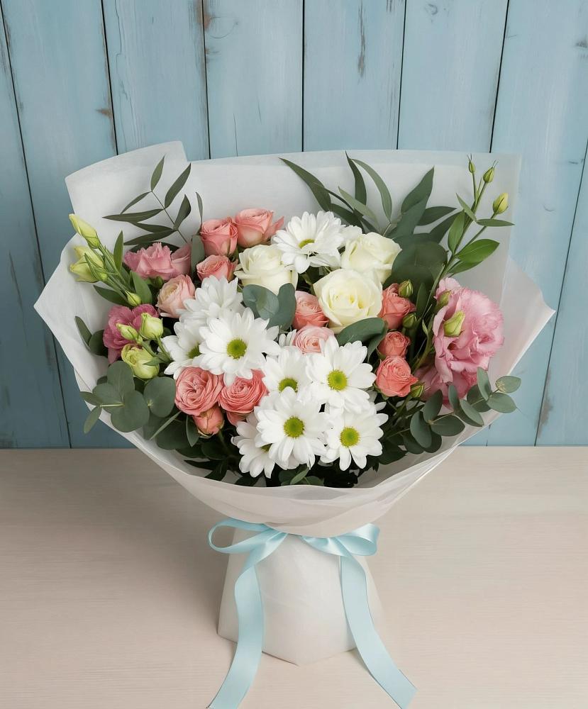 Букет цветов из: Розы, Лизиантусы и Хризантемы в Широчанке