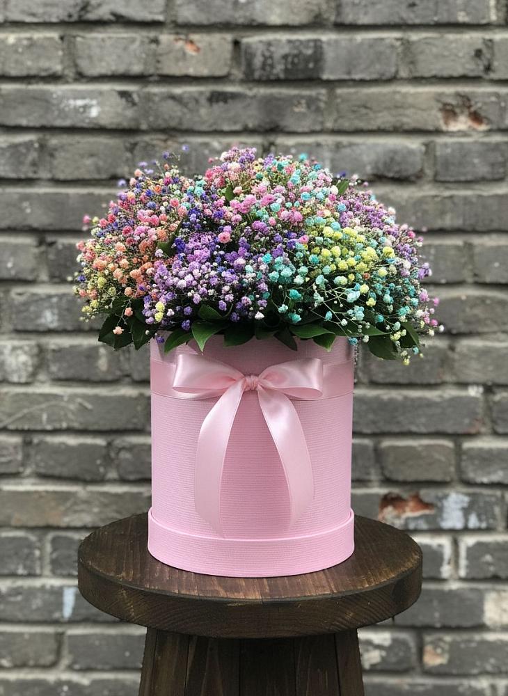 Цветочная композиция из Гипсофила и Розы в шляпной коробке в Широчанке