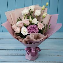 Букет цветов из:  Розы и Лизиантусы в Широчанке