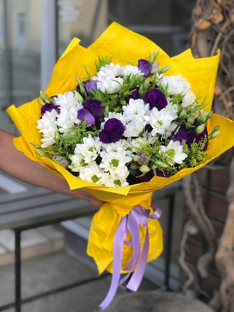 Букет цветов из: Ирисы, Хризантемы и Ромашки в Широчанке