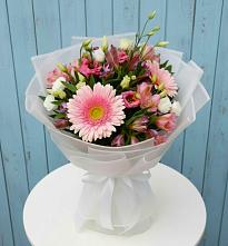 Букет цветов из:  Герберы, Альстромерии и Лизиантусы в Широчанке