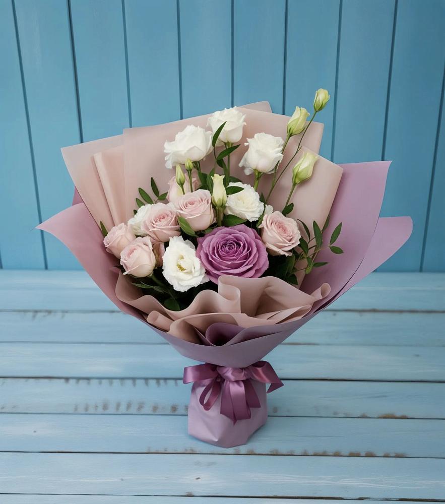 Букет цветов из: Розы и Лизиантусы в Широчанке