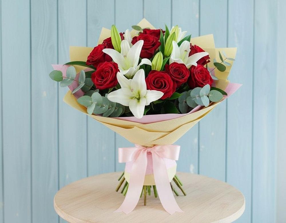 Букет цветов из: Лилии и Розы в Широчанке